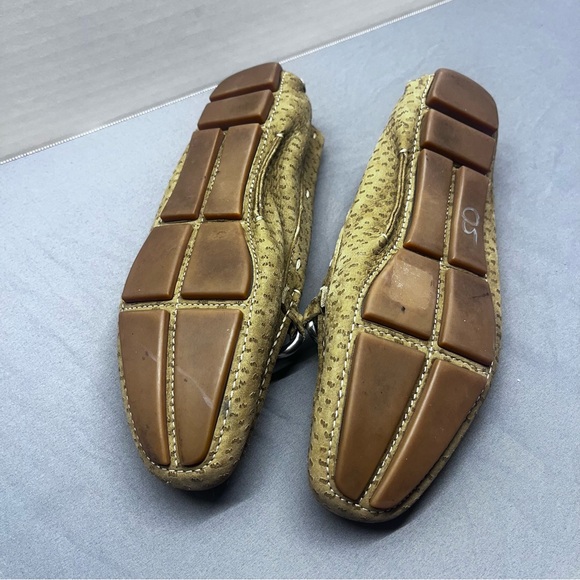 Prada Women's Tan Textured Loafers - Picture 5 of 9